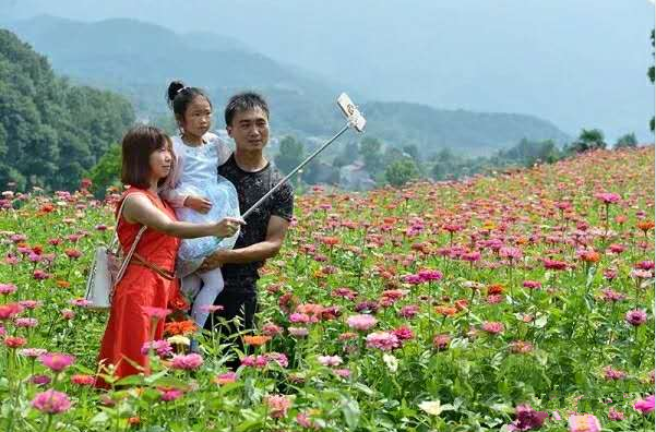 花千谷爱情石林