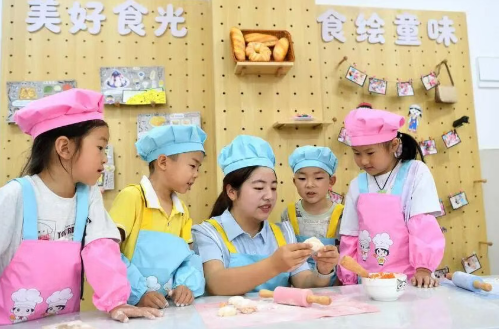 制作美食，品读绘本！这份“六一”大礼就藏在幼儿园的新教室里