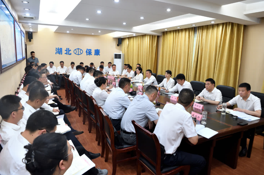 李云部署全县防范台风“巴威”工作时强调：全面进入战时状态 全力打赢台风“巴威”防范应对主动仗